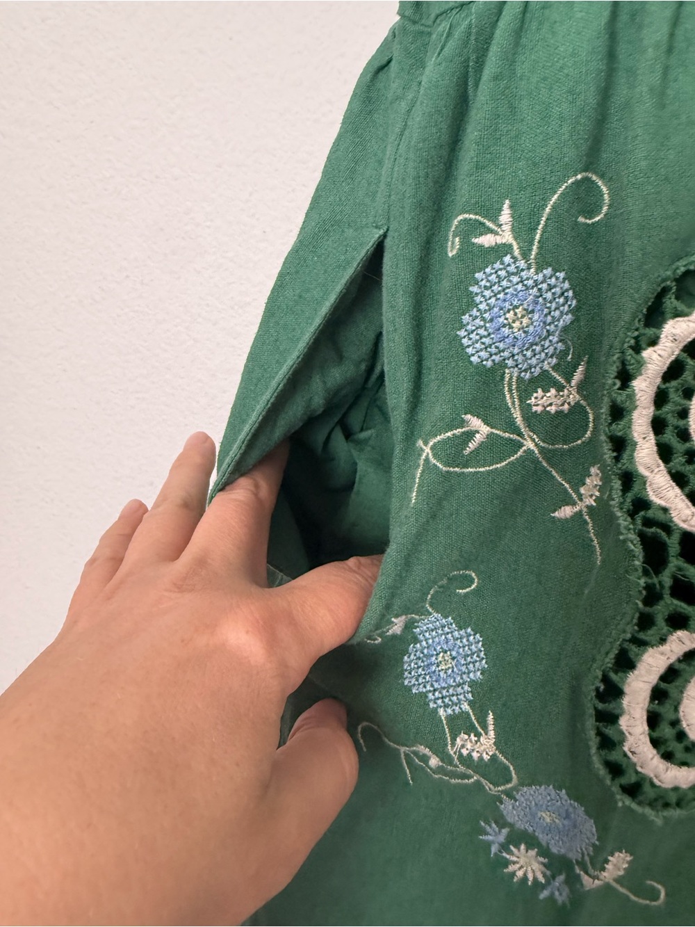 Sea New York Vesna Embroidered Linen Blend Midi Dress Floral Size S $595 Resort - Picture 5 of 9